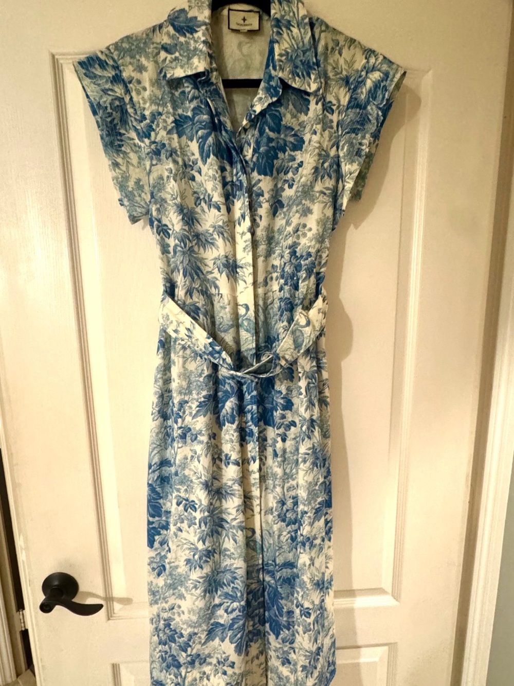 Tuckernuck Chloe Dress Blue and White Floral Maxi Shirt Dress with Tie Waist